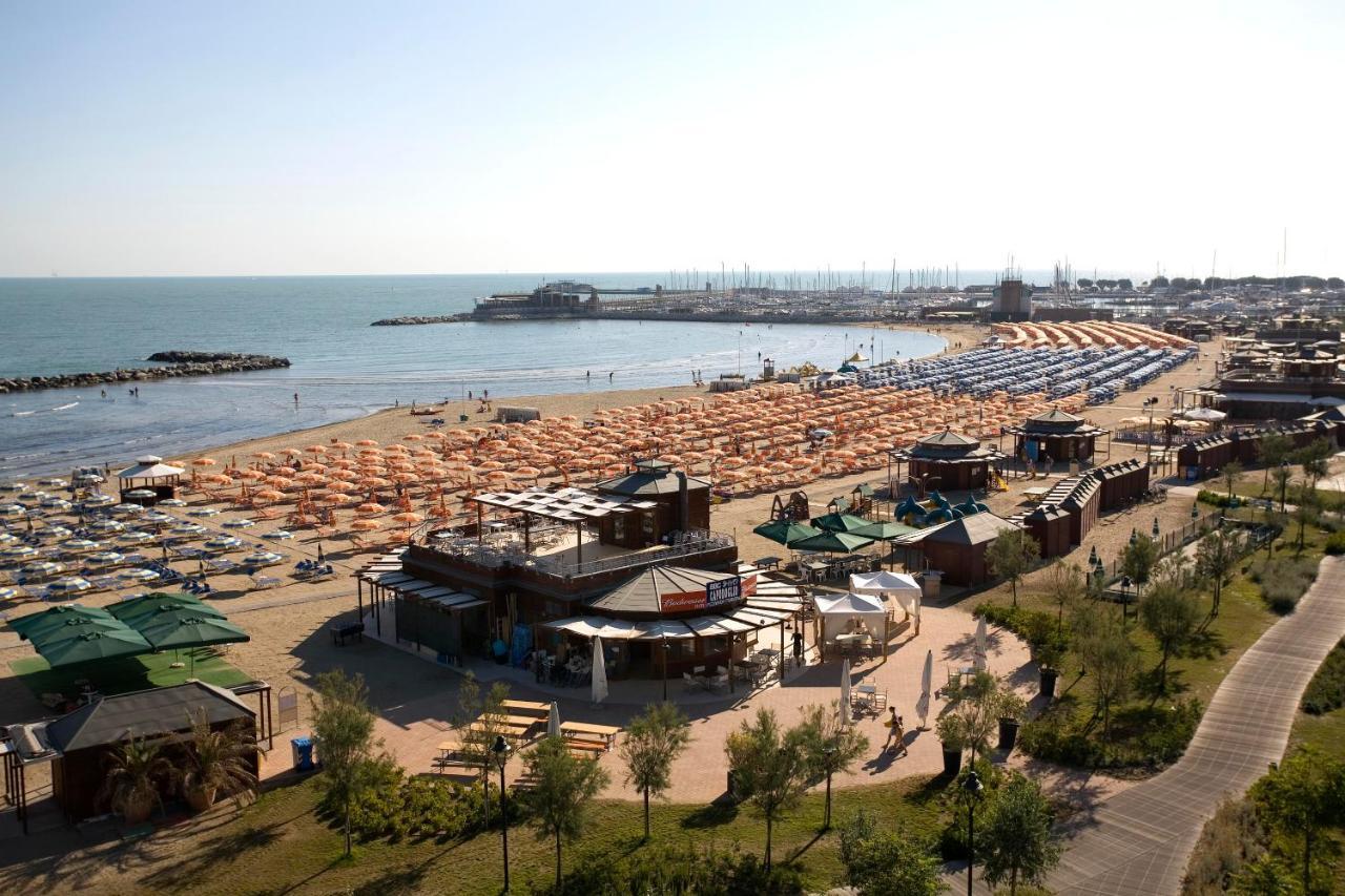 Hotel Betty Rimini Zewnętrze zdjęcie