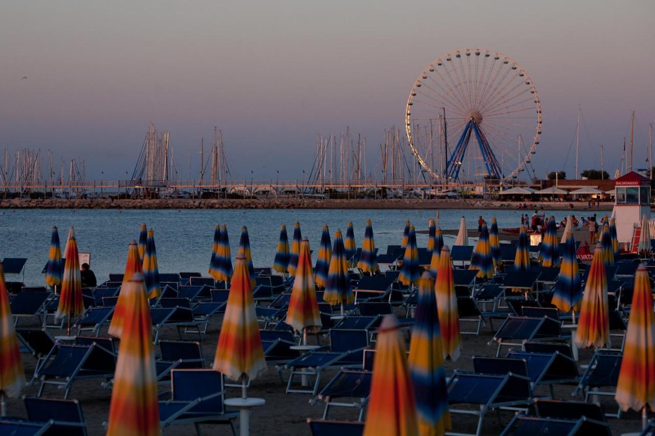 Hotel Betty Rimini Zewnętrze zdjęcie