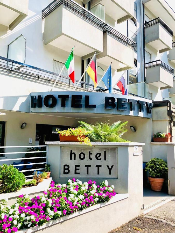 Hotel Betty Rimini Zewnętrze zdjęcie